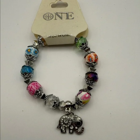 Multicolor Beaded Elephant Charm Bracelet - Picture 1 of 4
